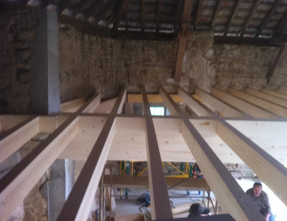 Plafond en bois raboté